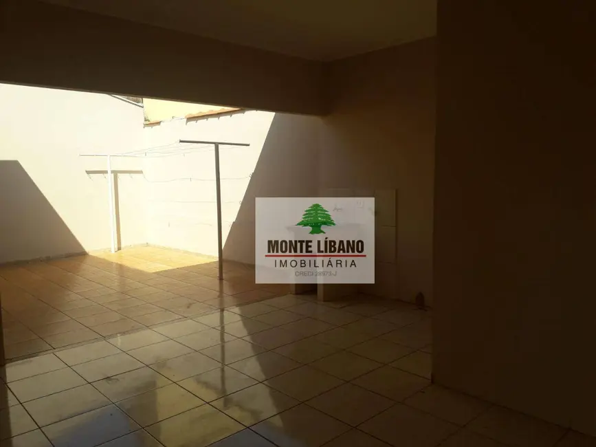 Foto 6 de Casa com 2 quartos para alugar em Sao Joaquim Da Barra - SP