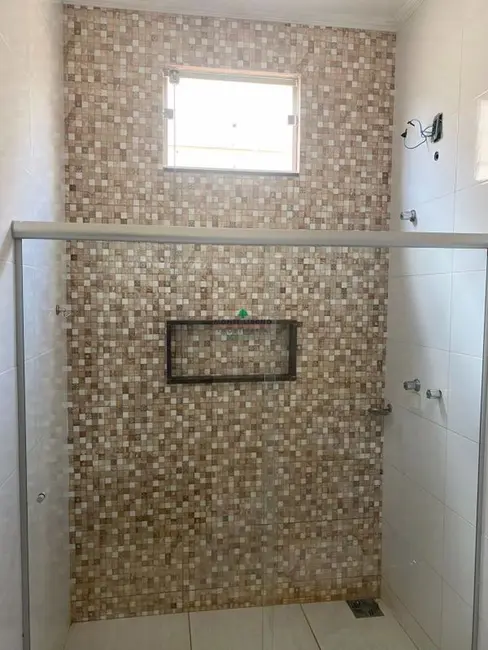 Foto 3 de Casa com 3 quartos para alugar em Sao Joaquim Da Barra - SP