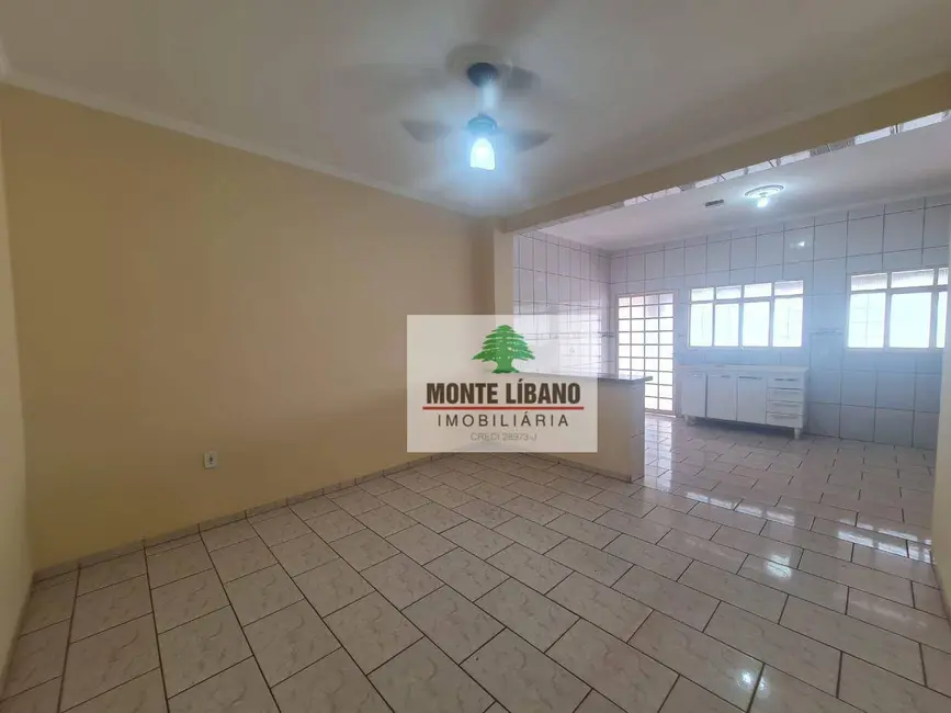 Foto 9 de Casa com 2 quartos para alugar em Sao Joaquim Da Barra - SP