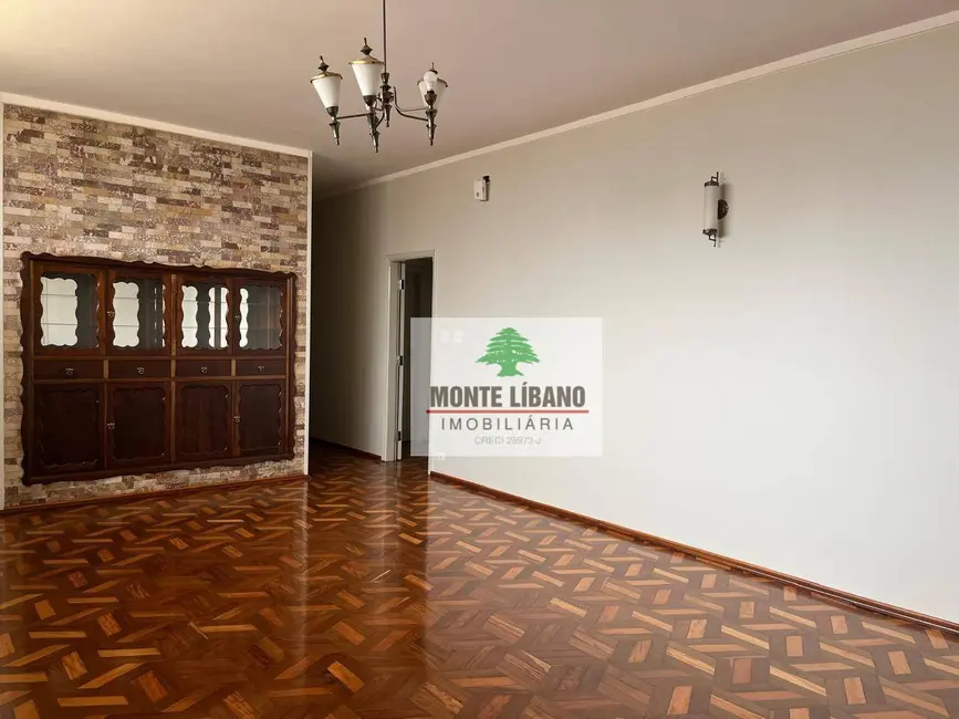 Foto 3 de Casa com 3 quartos para alugar em Centro, Sao Joaquim Da Barra - SP