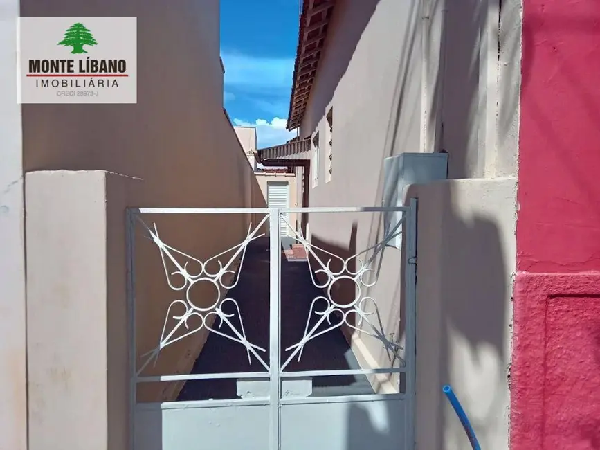 Foto 1 de Casa com 3 quartos para alugar, 150m2 em Centro, Sao Joaquim Da Barra - SP