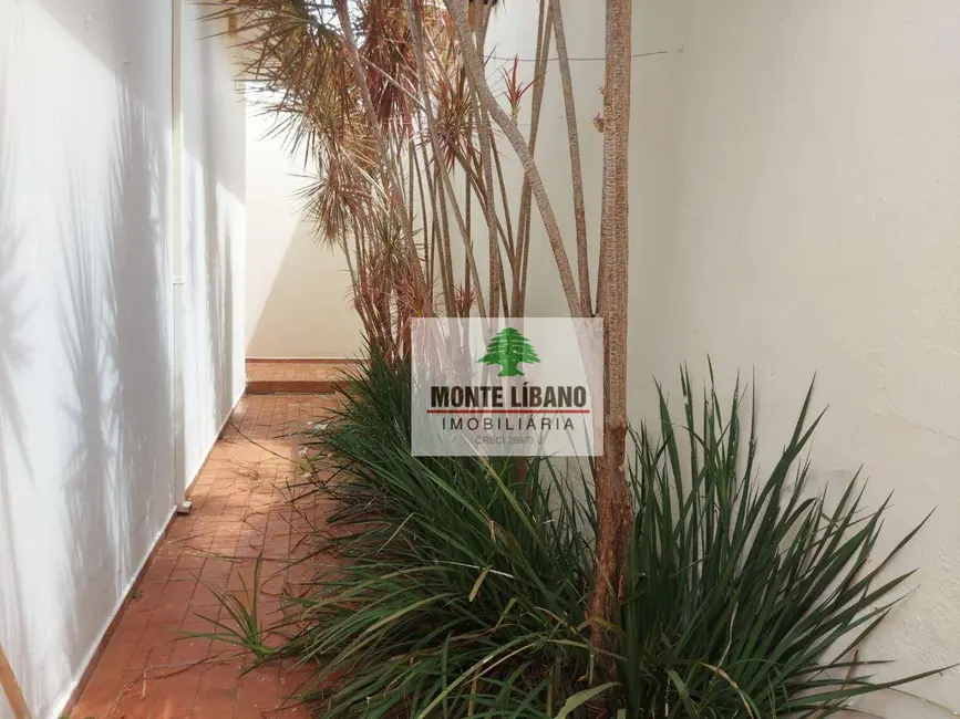 Foto 9 de Casa com 3 quartos para alugar em Sao Joaquim Da Barra - SP