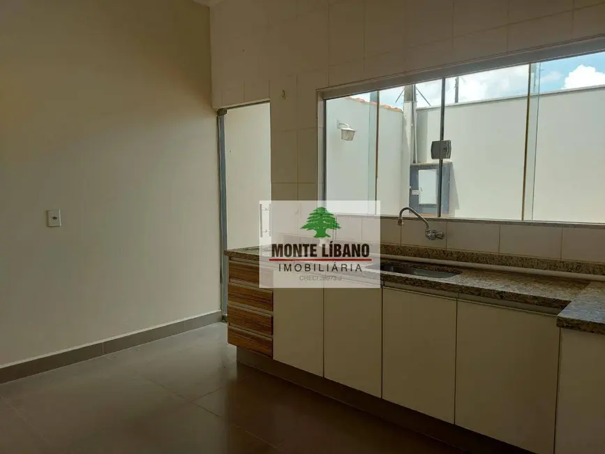 Foto 6 de Casa com 3 quartos para alugar em Sao Joaquim Da Barra - SP