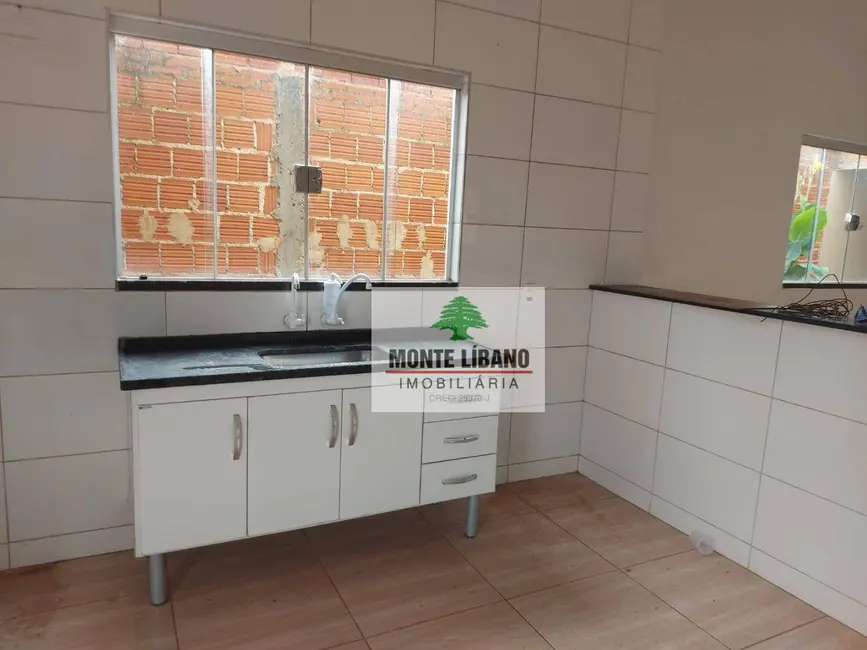 Foto 4 de Casa com 2 quartos para alugar, 200m2 em Sao Joaquim Da Barra - SP