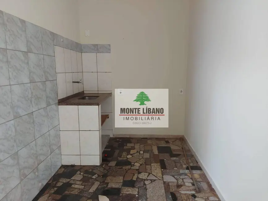 Foto 4 de Casa com 1 quarto para alugar, 215m2 em Sao Joaquim Da Barra - SP