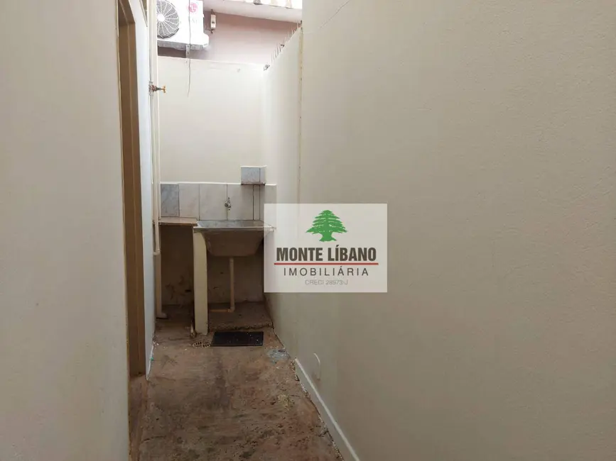 Foto 5 de Casa com 1 quarto para alugar, 215m2 em Sao Joaquim Da Barra - SP