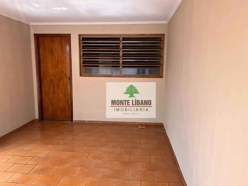 Foto 2 de Casa com 3 quartos para alugar, 200m2 em Centro, Sao Joaquim Da Barra - SP