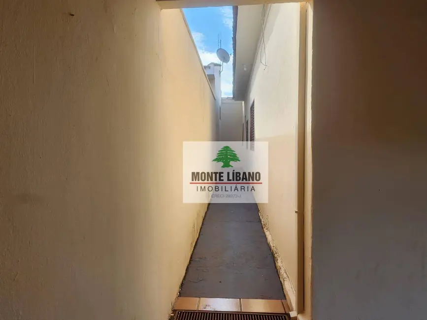 Foto 9 de Casa com 2 quartos para alugar, 427m2 em Centro, Sao Joaquim Da Barra - SP