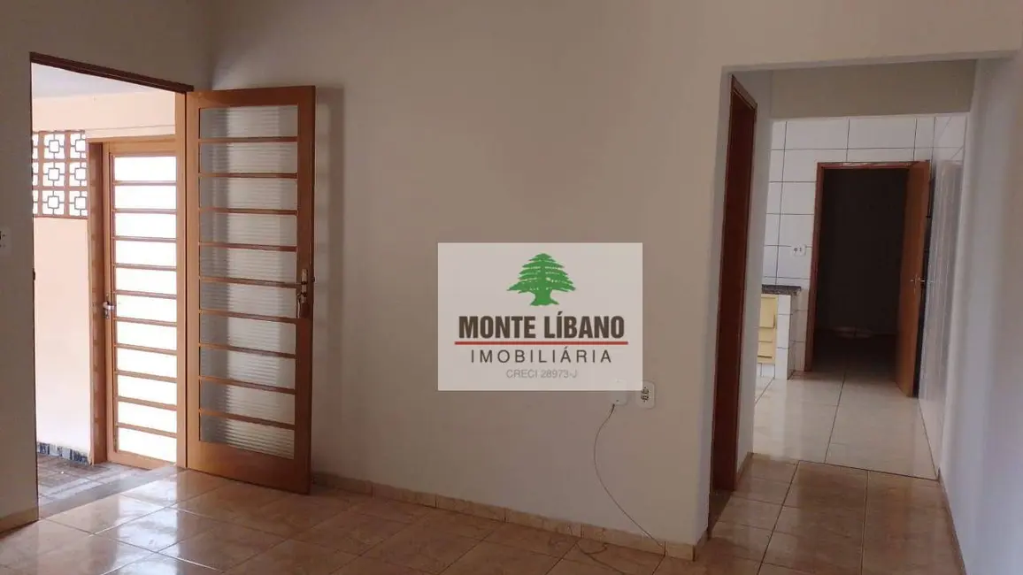 Foto 2 de Casa com 2 quartos para alugar, 133m2 em Sao Joaquim Da Barra - SP