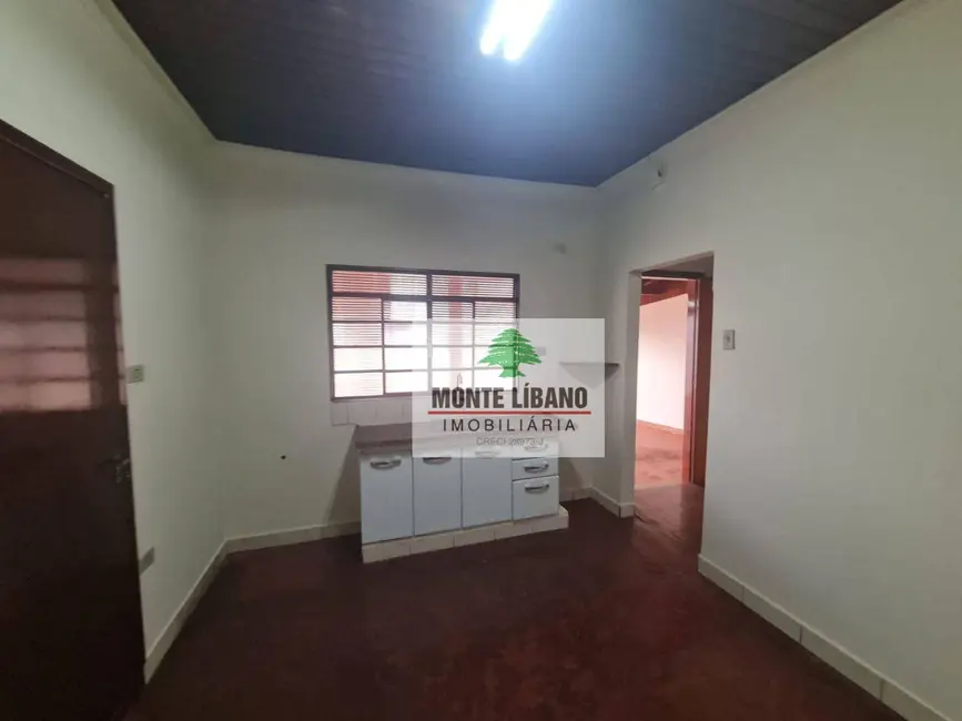 Foto 7 de Casa com 2 quartos para alugar, 250m2 em Sao Joaquim Da Barra - SP