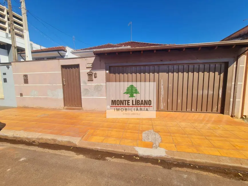 Foto 1 de Casa com 4 quartos para alugar em Centro, Sao Joaquim Da Barra - SP
