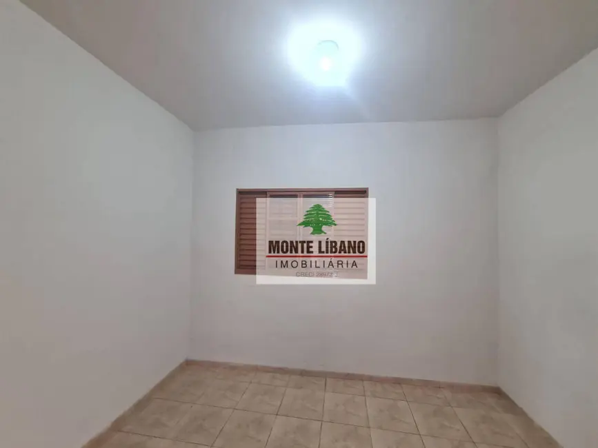Casa com 2 quartos para alugar, 250m2 em Sao Joaquim Da Barra - SP - imagem 6 Foto 6 de Casa com 2 quartos para alugar, 250m2 em Sao Joaquim Da Barra - SP