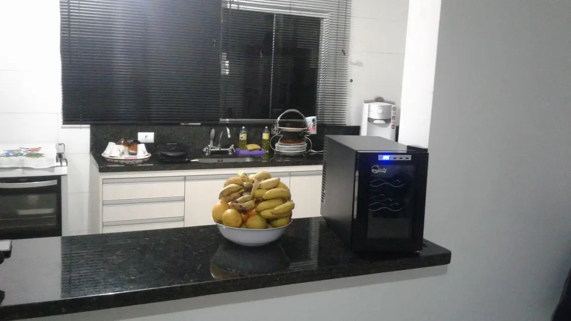 Sobrado com 5 quartos à venda, 380m2 em Martim de Sá, Caraguatatuba - SP - imagem 7 Foto 7 de Sobrado com 5 quartos à venda, 380m2 em Martim de Sá, Caraguatatuba - SP