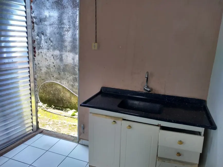Foto 3 de Casa com 5 quartos à venda, 490m2 em Jardim Casa Branca, Caraguatatuba - SP