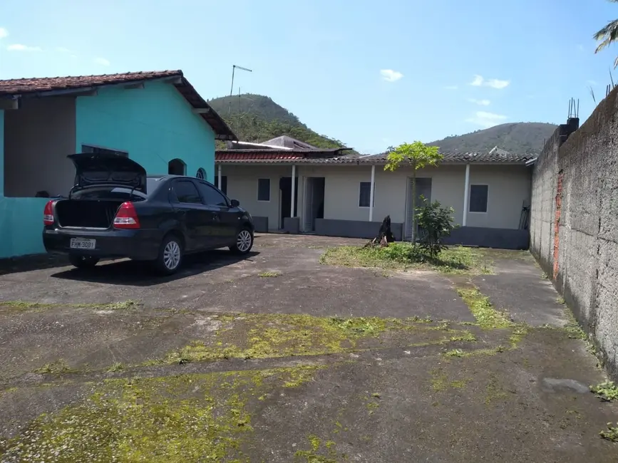 Foto 8 de Casa com 5 quartos à venda, 490m2 em Jardim Casa Branca, Caraguatatuba - SP