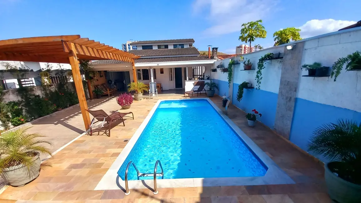 Foto 6 de Casa com 3 quartos à venda, 300m2 em Martim de Sá, Caraguatatuba - SP