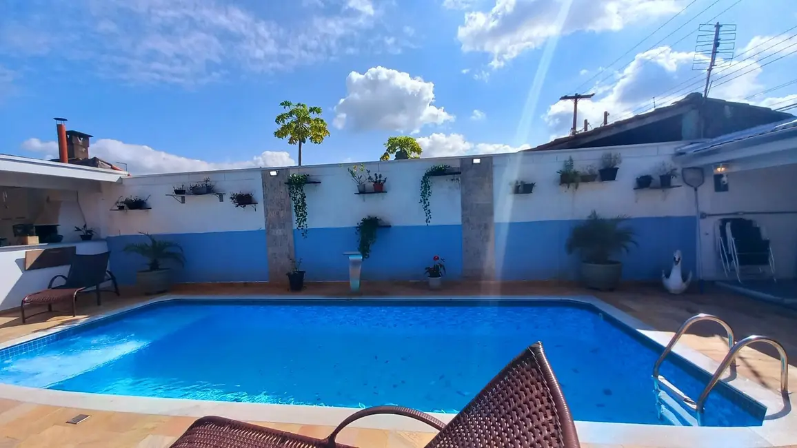 Foto 9 de Casa com 3 quartos à venda, 300m2 em Martim de Sá, Caraguatatuba - SP