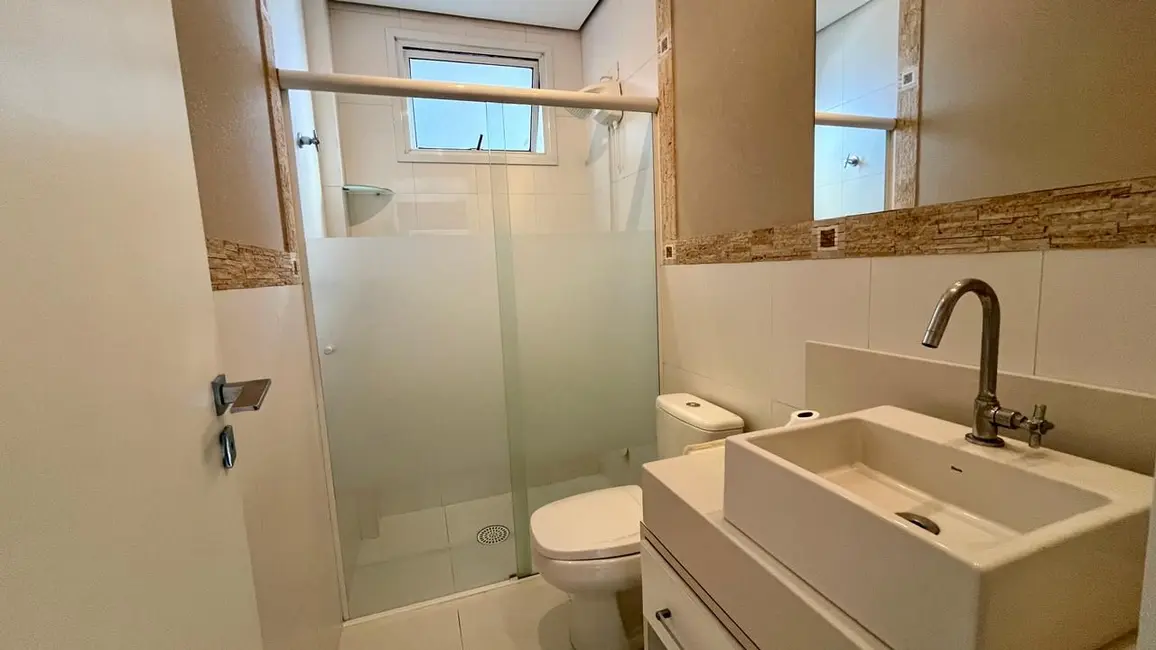 Foto 9 de Apartamento com 3 quartos para alugar, 117m2 em Indaiá, Caraguatatuba - SP