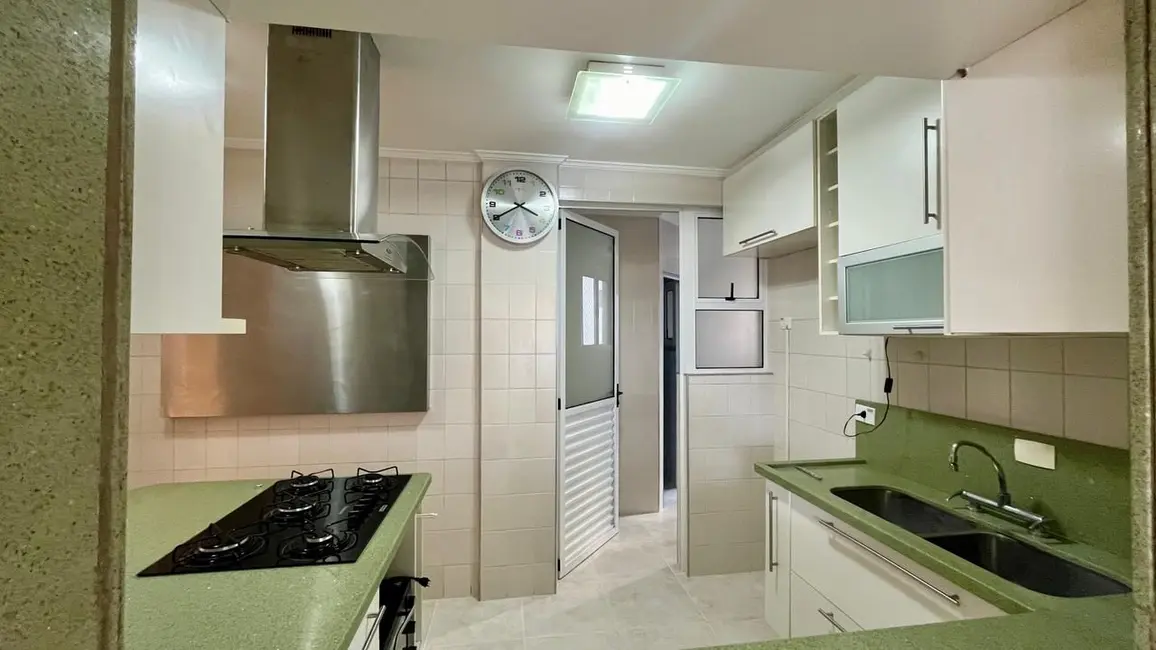 Foto 5 de Apartamento com 3 quartos para alugar, 117m2 em Indaiá, Caraguatatuba - SP