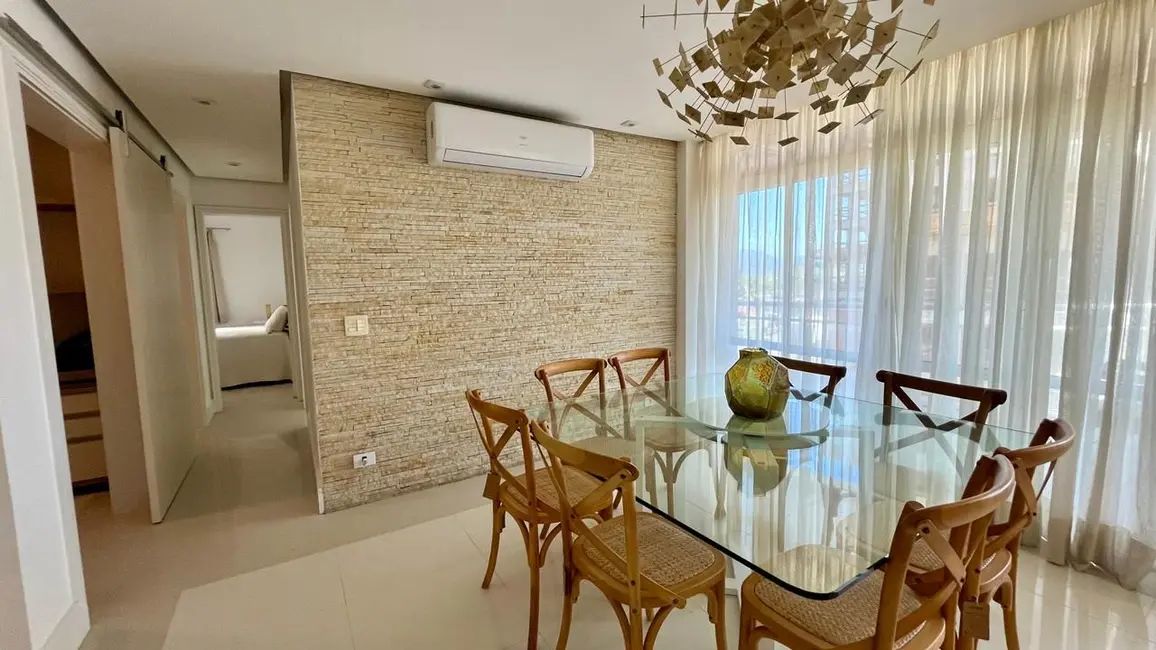 Foto 4 de Apartamento com 3 quartos para alugar, 117m2 em Indaiá, Caraguatatuba - SP