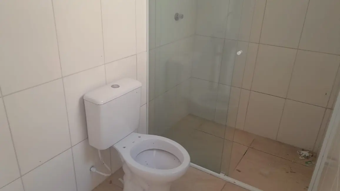 Foto 6 de Casa com 2 quartos para alugar, 72m2 em Pegorelli, Caraguatatuba - SP