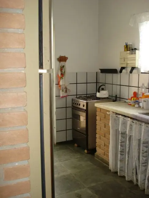 Foto 9 de Sobrado com 3 quartos à venda, 300m2 em Martim de Sá, Caraguatatuba - SP