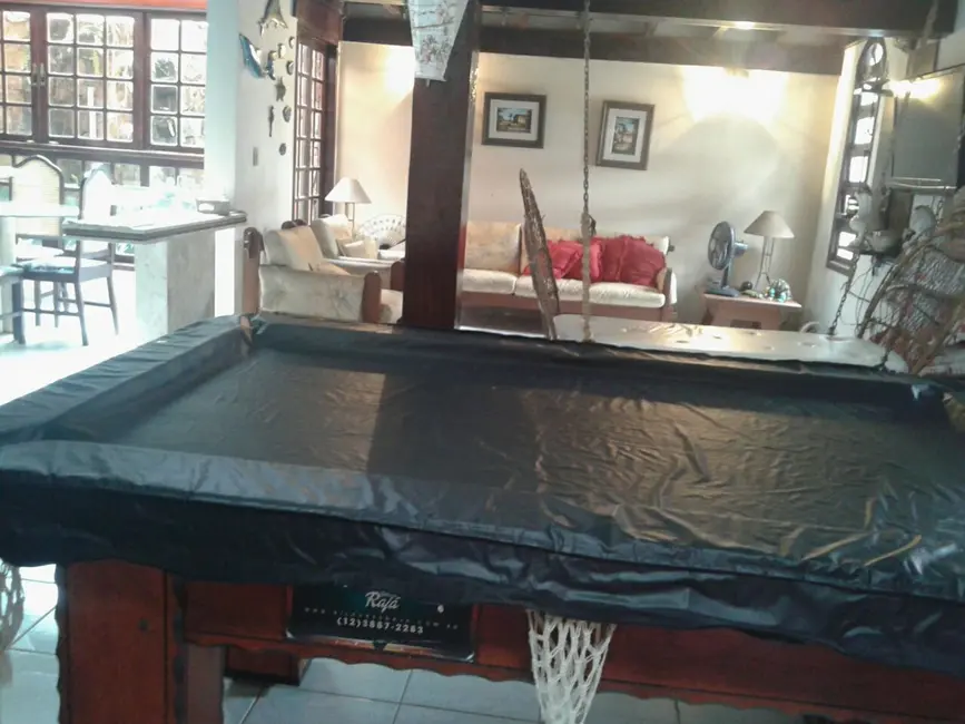 Foto 5 de Sobrado com 4 quartos à venda, 420m2 em Martim de Sá, Caraguatatuba - SP