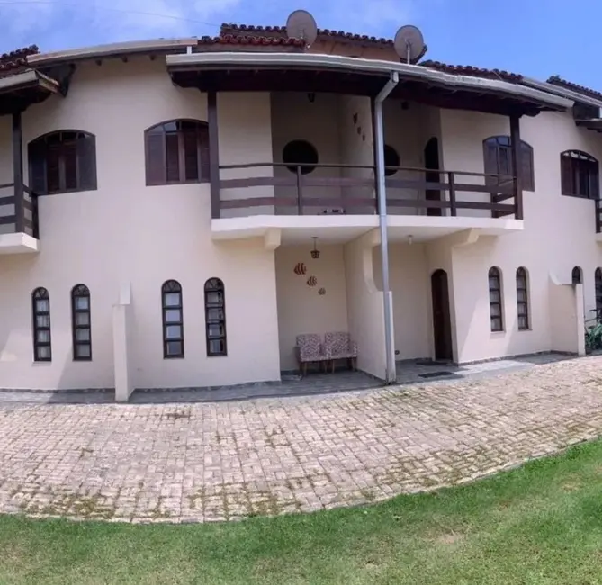 Foto 4 de Sobrado com 2 quartos à venda, 300m2 em Martim de Sá, Caraguatatuba - SP