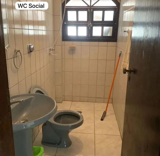 Foto 8 de Sobrado com 2 quartos à venda, 300m2 em Martim de Sá, Caraguatatuba - SP