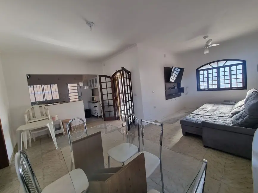 Casa com 3 quartos à venda, 500m2 em Prainha, Caraguatatuba - SP - imagem 8 Foto 8 de Casa com 3 quartos à venda, 500m2 em Prainha, Caraguatatuba - SP