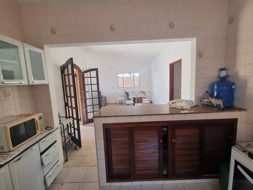 Casa com 3 quartos à venda, 500m2 em Prainha, Caraguatatuba - SP - imagem 7 Foto 7 de Casa com 3 quartos à venda, 500m2 em Prainha, Caraguatatuba - SP