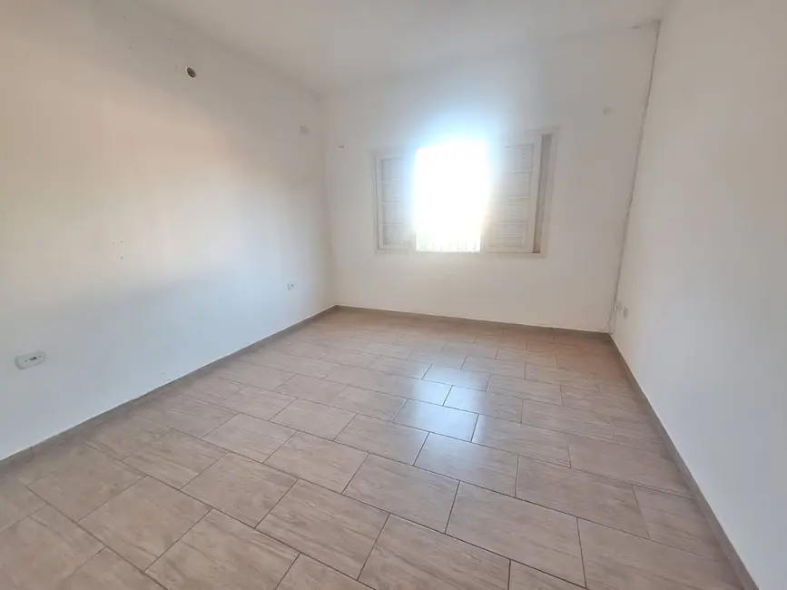 Foto 6 de Casa com 3 quartos para alugar, 234m2 em Indaiá, Caraguatatuba - SP