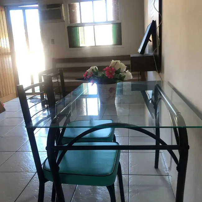 Foto 3 de Kitnet com 1 quarto para alugar, 100m2 em Caraguatatuba - SP