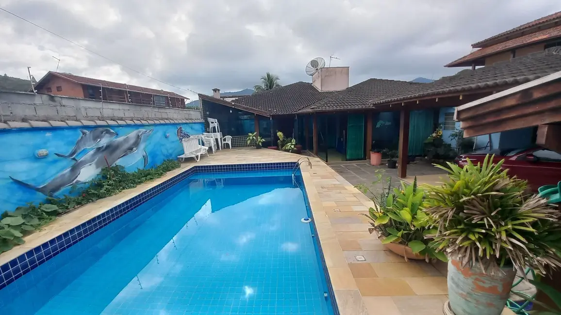 Foto 7 de Casa com 4 quartos à venda, 414m2 em Prainha, Caraguatatuba - SP