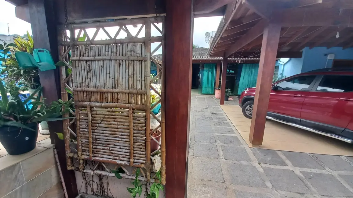 Foto 9 de Casa com 4 quartos à venda, 414m2 em Prainha, Caraguatatuba - SP