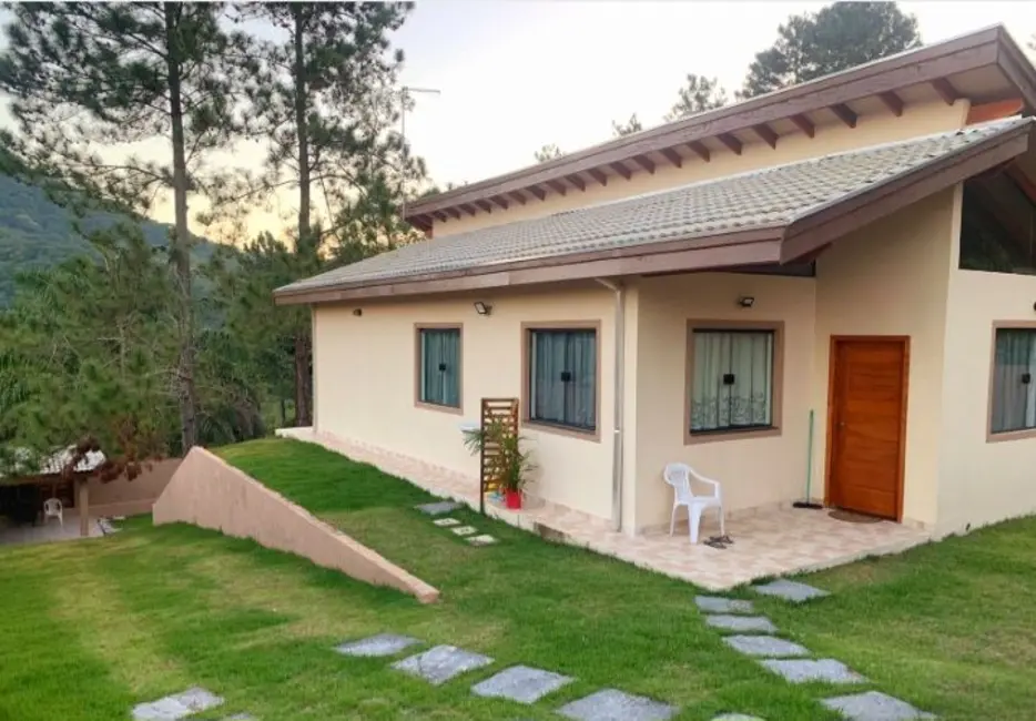 Foto 1 de Casa com 3 quartos à venda, 490m2 em Jardim Capricórnio, Caraguatatuba - SP