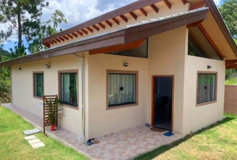 Foto 2 de Casa com 3 quartos à venda, 490m2 em Jardim Capricórnio, Caraguatatuba - SP