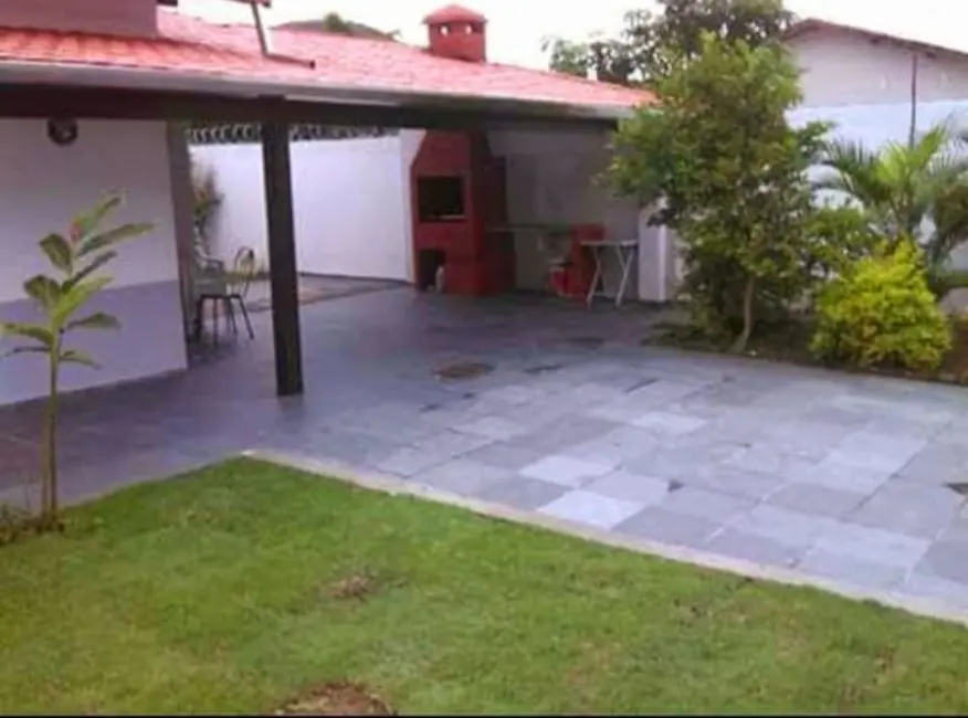 Foto 4 de Casa com 2 quartos à venda, 270m2 em Martim de Sá, Caraguatatuba - SP