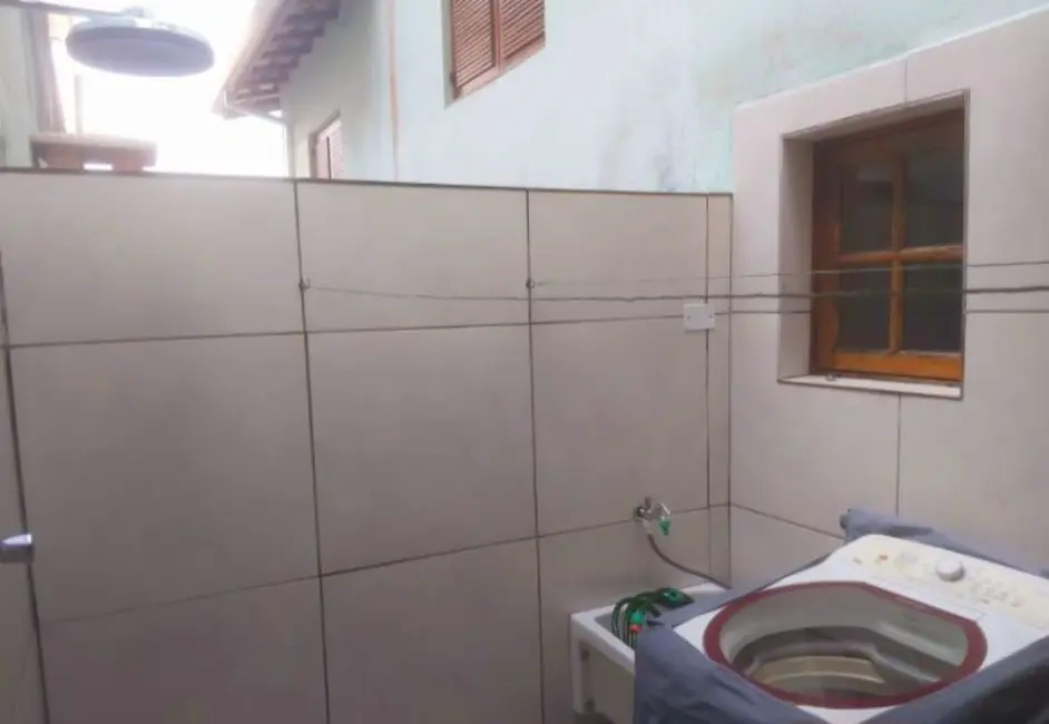 Foto 5 de Casa com 2 quartos à venda, 600m2 em Massaguaçu, Caraguatatuba - SP