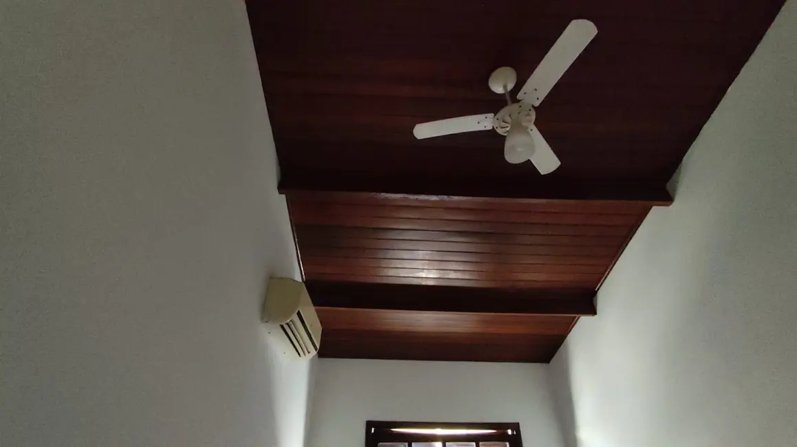 Foto 7 de Casa com 2 quartos à venda, 90m2 em Martim de Sá, Caraguatatuba - SP