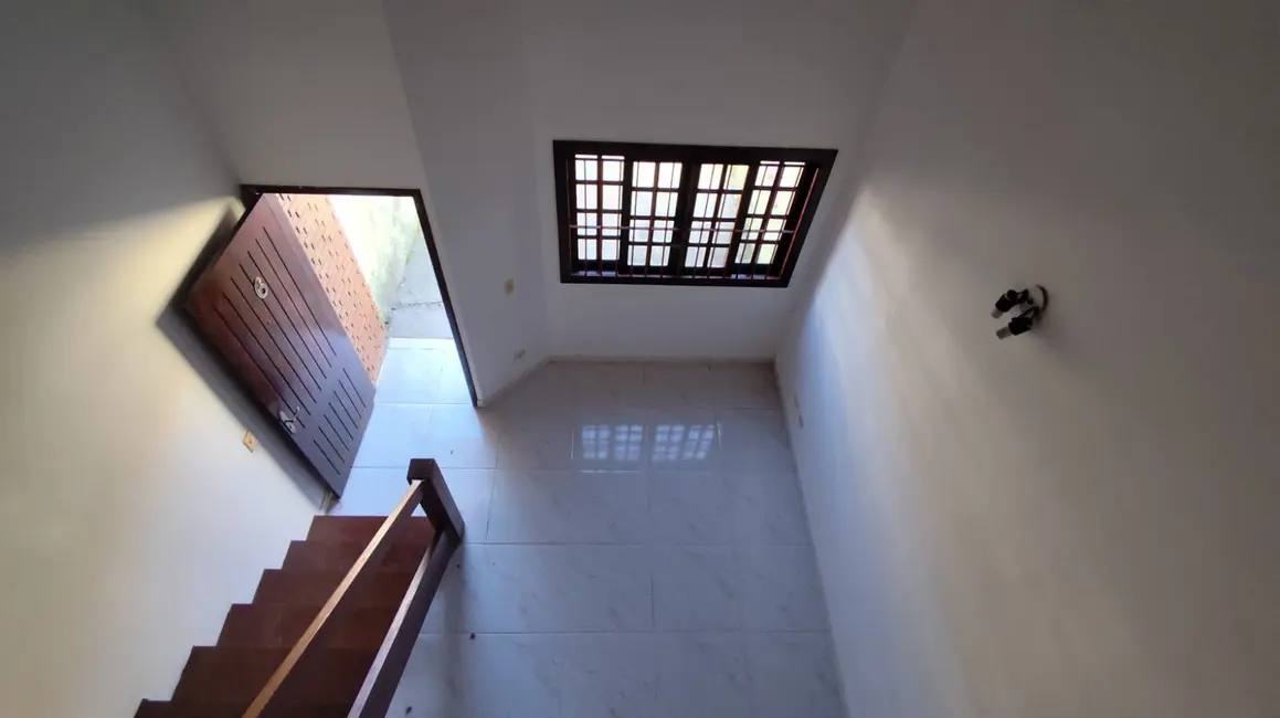 Foto 6 de Casa com 2 quartos à venda, 90m2 em Martim de Sá, Caraguatatuba - SP