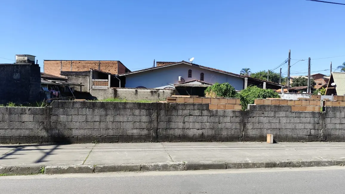 Foto 2 de Terreno / Lote à venda, 480m2 em Getuba, Caraguatatuba - SP