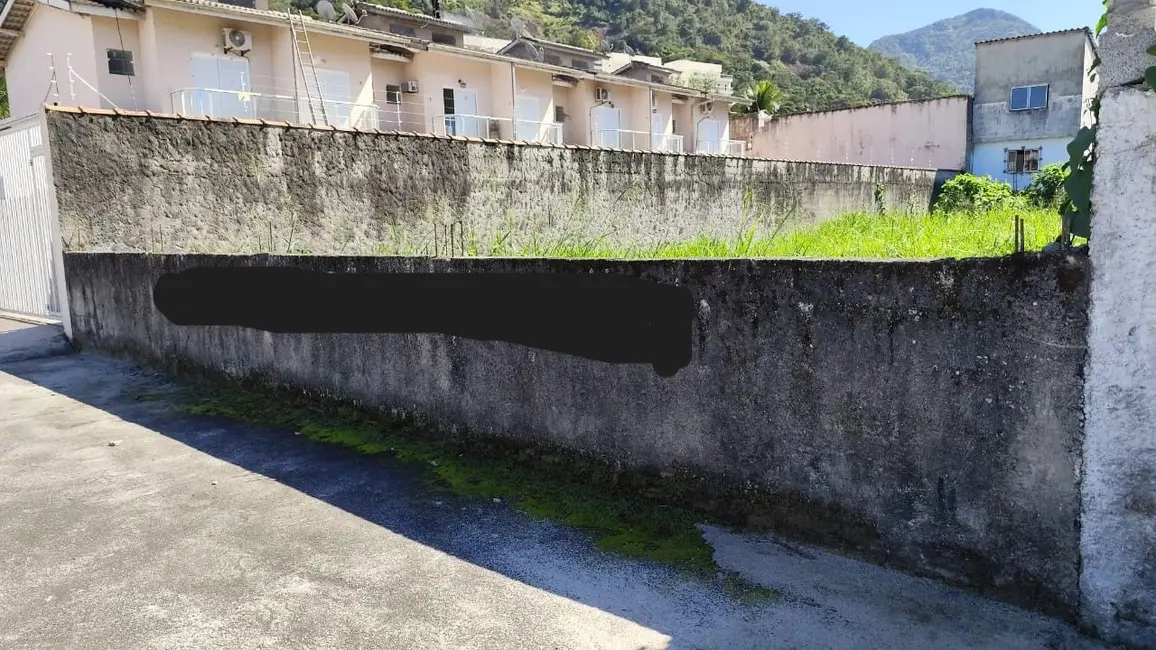 Foto 1 de Terreno / Lote à venda, 300m2 em Cidade Jardim, Caraguatatuba - SP