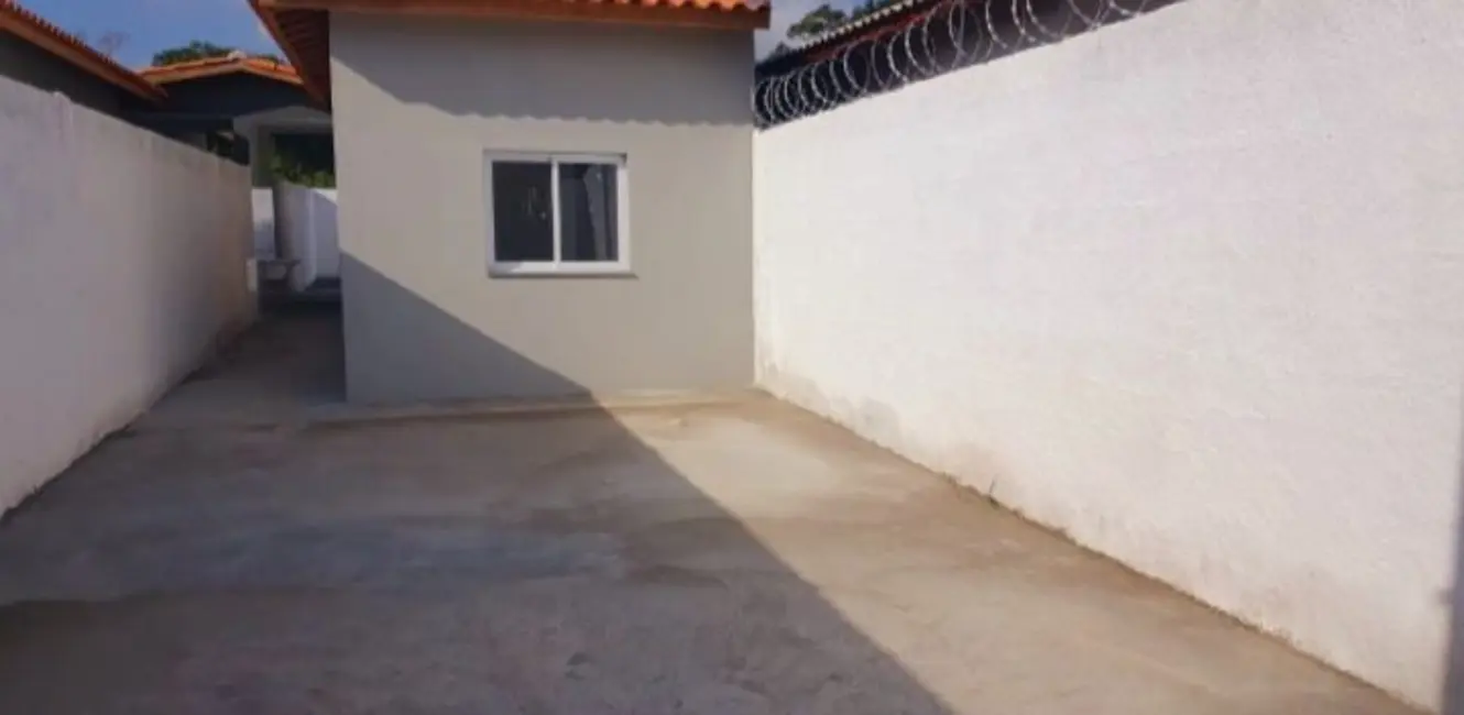 Foto 4 de Casa com 2 quartos à venda, 150m2 em Balneário dos Golfinhos, Caraguatatuba - SP