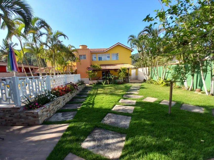 Pousada com 7 quartos à venda, 600m2 em Massaguaçu, Caraguatatuba - SP - imagem 9 Foto 9 de Pousada com 7 quartos à venda, 600m2 em Massaguaçu, Caraguatatuba - SP