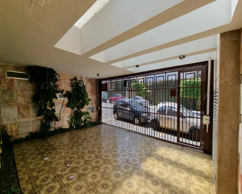 Sobrado com 4 quartos à venda, 340m2 em Cidade Mãe do Céu, São Paulo - SP - imagem 2 Foto 2 de Sobrado com 4 quartos à venda, 340m2 em Cidade Mãe do Céu, São Paulo - SP