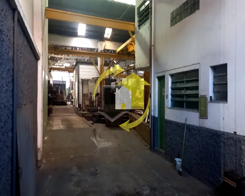 Foto 4 de Armazém / Galpão à venda, 1698m2 em Parque São Jorge, São Paulo - SP