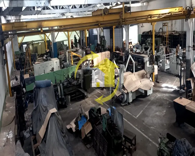 Foto 3 de Armazém / Galpão à venda, 1698m2 em Parque São Jorge, São Paulo - SP