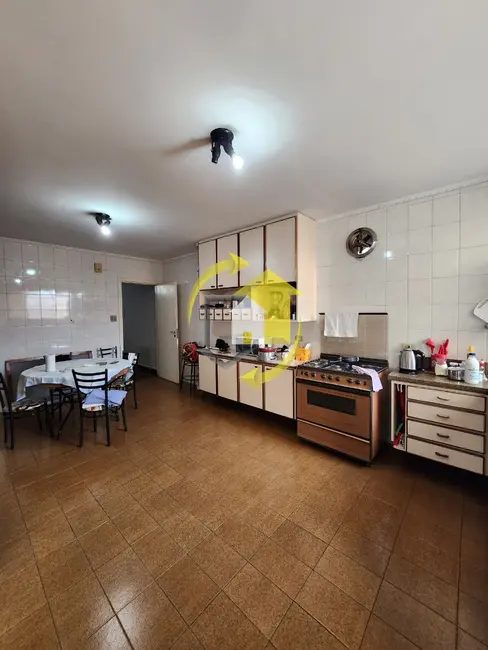 Sobrado com 4 quartos à venda, 138m2 em Parque São Jorge, São Paulo - SP - imagem 7 Foto 7 de Sobrado com 4 quartos à venda, 138m2 em Parque São Jorge, São Paulo - SP