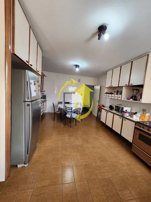 Sobrado com 4 quartos à venda, 138m2 em Parque São Jorge, São Paulo - SP - imagem 8 Foto 8 de Sobrado com 4 quartos à venda, 138m2 em Parque São Jorge, São Paulo - SP